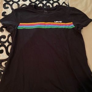 Women’s large Levi shirt